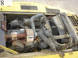 中古建設機械 中古 コマツ KOMATSU 油圧ショベル・バックホー ０．７－０．９立米 PC200-6E