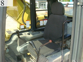 中古建設機械 中古 コマツ KOMATSU 油圧ショベル・バックホー ０．７－０．９立米 PC200-6E