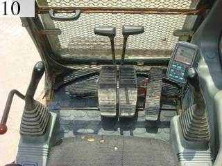 中古建設機械 中古 コマツ KOMATSU 油圧ショベル・バックホー ０．７－０．９立米 PC200-6E