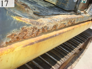 中古建設機械 中古 コマツ KOMATSU 油圧ショベル・バックホー ０．７－０．９立米 PC200-6E