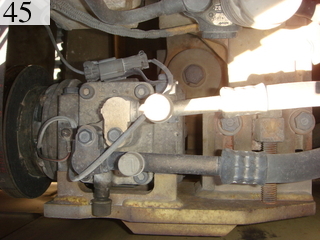 中古建設機械 中古 コマツ KOMATSU 油圧ショベル・バックホー ０．７－０．９立米 PC200-6E