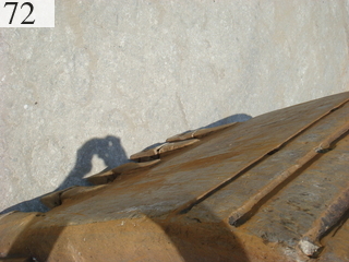 中古建設機械 中古 コマツ KOMATSU 油圧ショベル・バックホー ０．７－０．９立米 PC200-6E