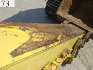 中古建設機械 中古 コマツ KOMATSU 油圧ショベル・バックホー ０．７－０．９立米 PC200-6E