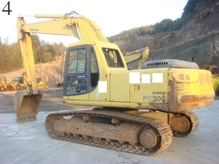 中古建設機械 中古 コマツ KOMATSU 油圧ショベル・バックホー ０．７－０．９立米 PC200-6M