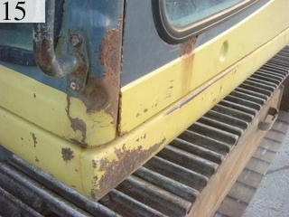 中古建設機械 中古 コマツ KOMATSU 油圧ショベル・バックホー ０．７－０．９立米 PC200-6M