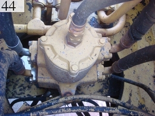 中古建設機械 中古 コマツ KOMATSU 油圧ショベル・バックホー ０．７－０．９立米 PC200-6M
