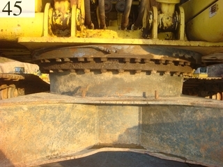 中古建設機械 中古 コマツ KOMATSU 油圧ショベル・バックホー ０．７－０．９立米 PC200-6M