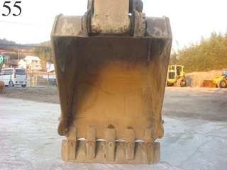 中古建設機械 中古 コマツ KOMATSU 油圧ショベル・バックホー ０．７－０．９立米 PC200-6M