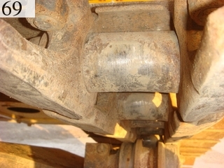 中古建設機械 中古 コマツ KOMATSU 油圧ショベル・バックホー ０．７－０．９立米 PC200-6M