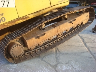 中古建設機械 中古 コマツ KOMATSU 油圧ショベル・バックホー ０．７－０．９立米 PC200-6M