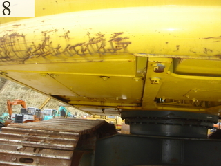 中古建設機械 中古 コマツ KOMATSU 油圧ショベル・バックホー ０．７－０．９立米 PC200-6ZE