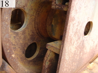 中古建設機械 中古 コマツ KOMATSU 油圧ショベル・バックホー ０．７－０．９立米 PC200-6ZE