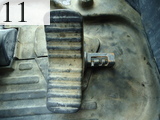中古建設機械 中古 コマツ KOMATSU 油圧ショベル・バックホー ０．７－０．９立米 PC200-7