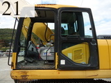 中古建設機械 中古 コマツ KOMATSU 油圧ショベル・バックホー ０．７－０．９立米 PC200-7