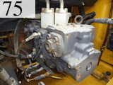 中古建設機械 中古 コマツ KOMATSU 油圧ショベル・バックホー ０．７－０．９立米 PC200-7