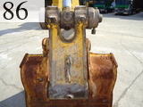 中古建設機械 中古 コマツ KOMATSU 油圧ショベル・バックホー ０．７－０．９立米 PC200-7