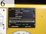 中古建設機械 中古 コマツ KOMATSU 油圧ショベル・バックホー ０．７－０．９立米 PC200-8N1