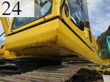 中古建設機械 中古 コマツ KOMATSU 油圧ショベル・バックホー ０．７－０．９立米 PC200-8N1