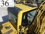 中古建設機械 中古 コマツ KOMATSU 油圧ショベル・バックホー ０．７－０．９立米 PC200-8N1