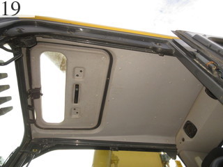 中古建設機械 中古 コマツ KOMATSU 油圧ショベル・バックホー ０．７－０．９立米 PC200-8N1
