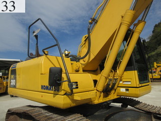 中古建設機械 中古 コマツ KOMATSU 油圧ショベル・バックホー ０．７－０．９立米 PC200-8N1