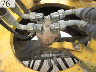 中古建設機械 中古 コマツ KOMATSU 油圧ショベル・バックホー ０．７－０．９立米 PC200-8N1