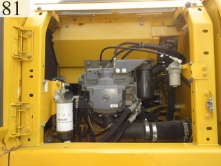 中古建設機械 中古 コマツ KOMATSU 油圧ショベル・バックホー ０．７－０．９立米 PC200-8N1