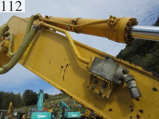 中古建設機械 中古 コマツ KOMATSU 油圧ショベル・バックホー ０．７－０．９立米 PC200-8N1