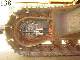 中古建設機械 中古 コマツ KOMATSU 油圧ショベル・バックホー ０．７－０．９立米 PC200-8N1