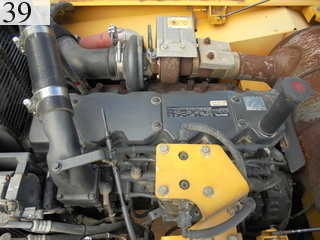 中古建設機械 中古 コマツ KOMATSU 油圧ショベル・バックホー ０．７－０．９立米 PC200-8N1