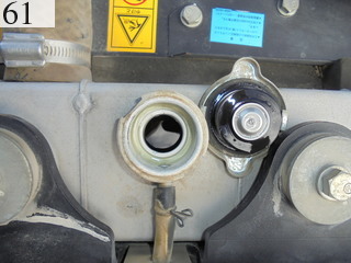 中古建設機械 中古 コマツ KOMATSU 油圧ショベル・バックホー ０．７－０．９立米 PC200-8N1