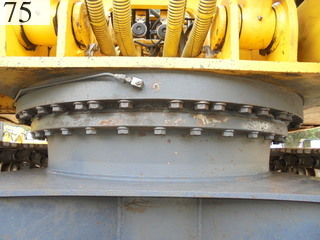 中古建設機械 中古 コマツ KOMATSU 油圧ショベル・バックホー ０．７－０．９立米 PC200-8N1