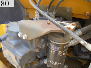 中古建設機械 中古 コマツ KOMATSU 油圧ショベル・バックホー ０．７－０．９立米 PC200-8N1