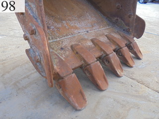 中古建設機械 中古 コマツ KOMATSU 油圧ショベル・バックホー ０．７－０．９立米 PC200-8N1