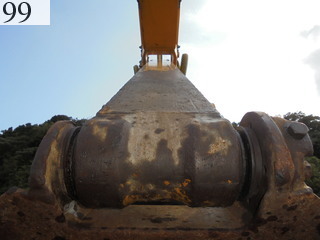 中古建設機械 中古 コマツ KOMATSU 油圧ショベル・バックホー ０．７－０．９立米 PC200-8N1