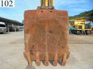 中古建設機械 中古 コマツ KOMATSU 油圧ショベル・バックホー ０．７－０．９立米 PC200-8N1