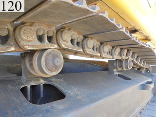 中古建設機械 中古 コマツ KOMATSU 油圧ショベル・バックホー ０．７－０．９立米 PC200-8N1
