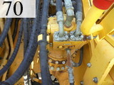 中古建設機械 中古 コマツ KOMATSU 油圧ショベル・バックホー ０．７－０．９立米 PC200-8N1