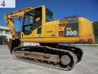 中古建設機械 中古 コマツ KOMATSU 油圧ショベル・バックホー ０．７－０．９立米 PC200-8N1