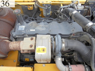 中古建設機械 中古 コマツ KOMATSU 油圧ショベル・バックホー ０．７－０．９立米 PC200-8N1