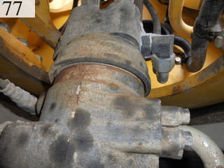 中古建設機械 中古 コマツ KOMATSU 油圧ショベル・バックホー ０．７－０．９立米 PC200-8N1