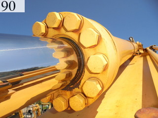 中古建設機械 中古 コマツ KOMATSU 油圧ショベル・バックホー ０．７－０．９立米 PC200-8N1