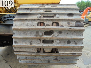 中古建設機械 中古 コマツ KOMATSU 油圧ショベル・バックホー ０．７－０．９立米 PC200-8N1