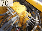 中古建設機械 中古 コマツ KOMATSU 油圧ショベル・バックホー ０．７－０．９立米 PC200-8N1