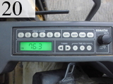 中古建設機械 中古 コマツ KOMATSU 油圧ショベル・バックホー ０．７－０．９立米 PC200-8N1