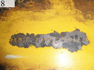 中古建設機械 中古 コマツ KOMATSU 油圧ショベル・バックホー ０．７－０．９立米 PC200-8N1