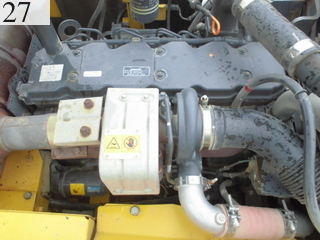 中古建設機械 中古 コマツ KOMATSU 油圧ショベル・バックホー ０．７－０．９立米 PC200-8N1