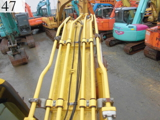 中古建設機械 中古 コマツ KOMATSU 油圧ショベル・バックホー ０．７－０．９立米 PC200-8N1
