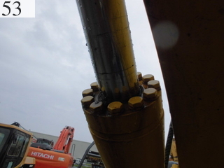 中古建設機械 中古 コマツ KOMATSU 油圧ショベル・バックホー ０．７－０．９立米 PC200-8N1