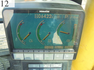 中古建設機械 中古 コマツ KOMATSU 油圧ショベル・バックホー ０．７－０．９立米 PC200-8